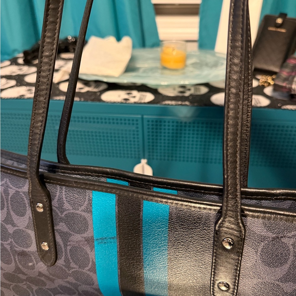 Project Coach Black and Blue Patterned Tote *project bag* - Picture 6 of 16
